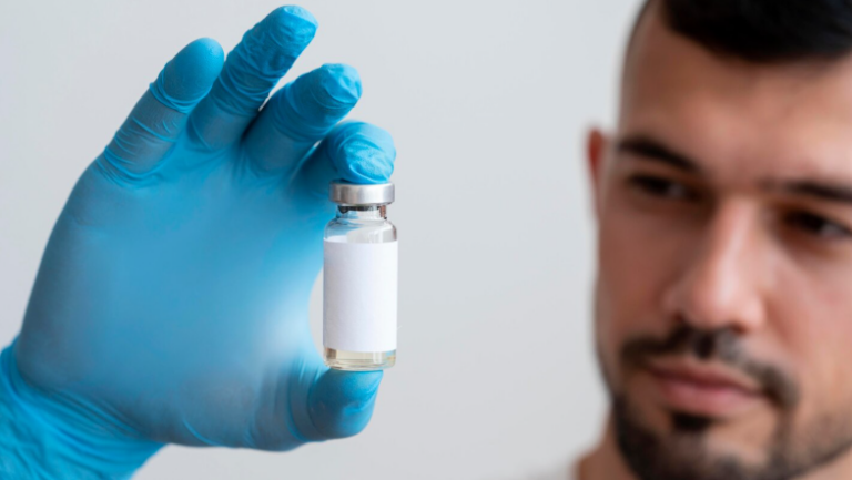 The Difference Between Research Peptides and Clinical-Grade Compounds